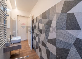 Bagno - Three-room apartment Via Mar Glaciale Artico, Roma - photo 9