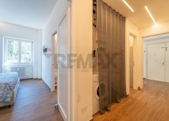 Hall / corridoio - Three-room apartment Via Mar Glaciale Artico, Roma - photo 10