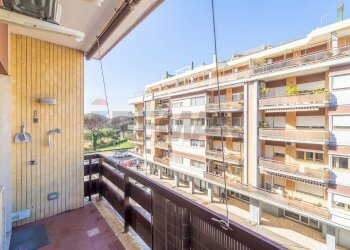 Balcone - Three-room apartment Via Mar Glaciale Artico, Roma - photo 21