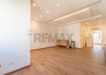 Stanza vuota - Three-room apartment Via Mar Glaciale Artico, Roma - photo 24