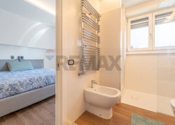Bagno - Three-room apartment Via Mar Glaciale Artico, Roma - photo 42