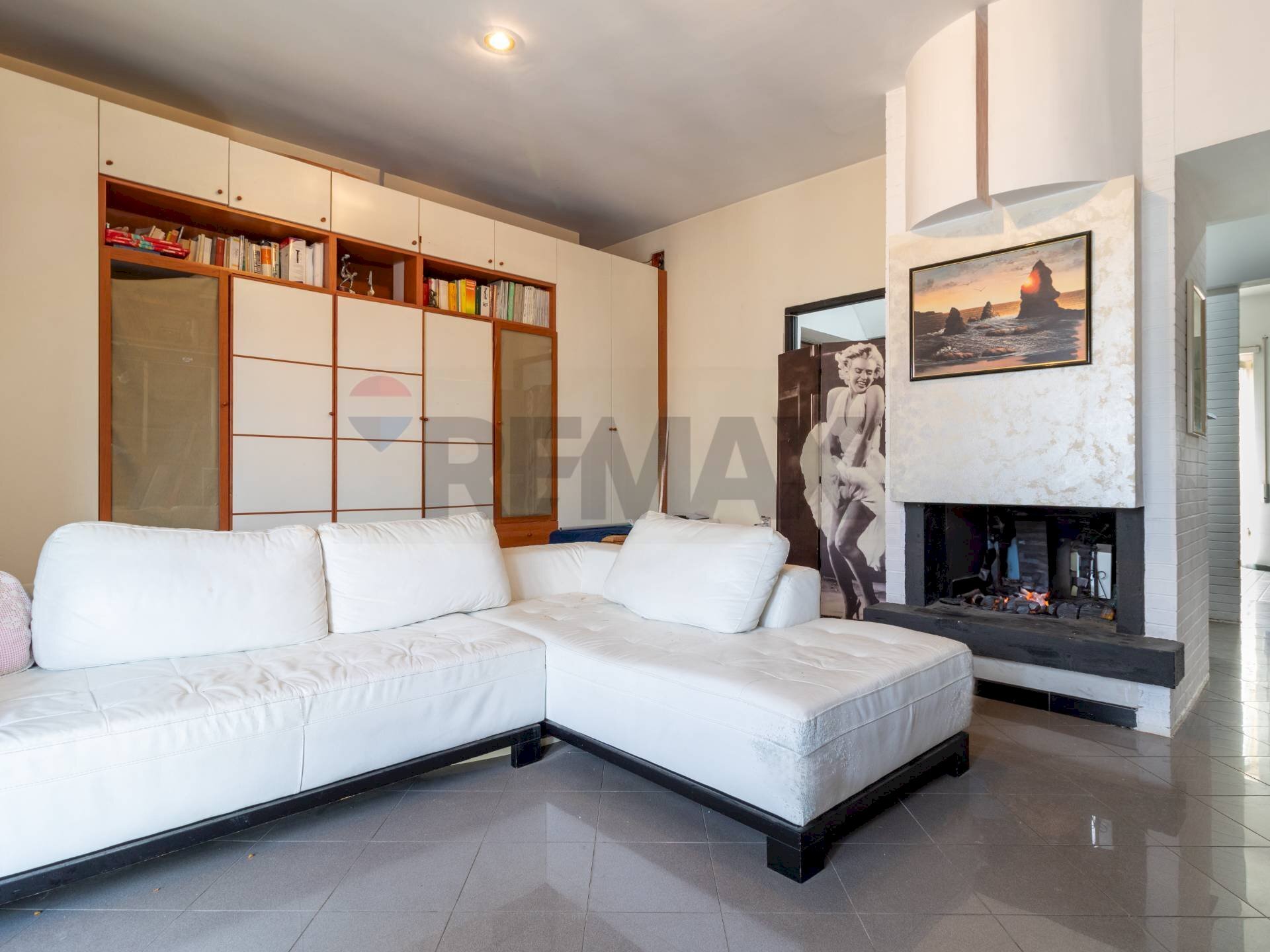 Soggiorno - Trilocale Via Massa Di San Giuliano
 
311, Roma - foto 1