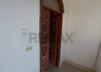 Stanza vuota - Casa indipendente Santi Cosma e Damiano - foto 11