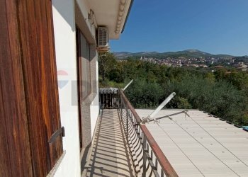 Balcone - Casa indipendente Santi Cosma e Damiano - foto 13