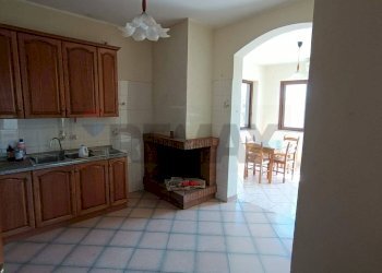 Cucina - Casa indipendente Santi Cosma e Damiano - foto 16