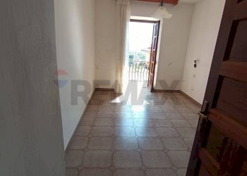 Stanza vuota - Casa indipendente Santi Cosma e Damiano - foto 25