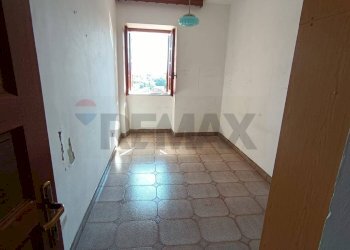 Stanza vuota - Casa indipendente Santi Cosma e Damiano - foto 26