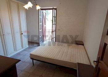 Camera / camera da letto - Casa indipendente Santi Cosma e Damiano - foto 29