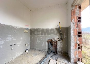 Stanza vuota - Appartamento Via Marinare
 
4, Rocchetta a Volturno - foto 16