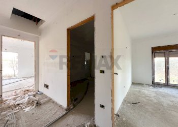 Stanza vuota - Appartamento Via Marinare
 
4, Rocchetta a Volturno - foto 30