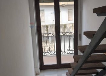 Scale - Bilocale via montanara, Vittoria - foto 4