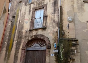 Edificio all\'aperto - Casa semi indipendente Via Duomo
 
23, Ragusa - foto 7