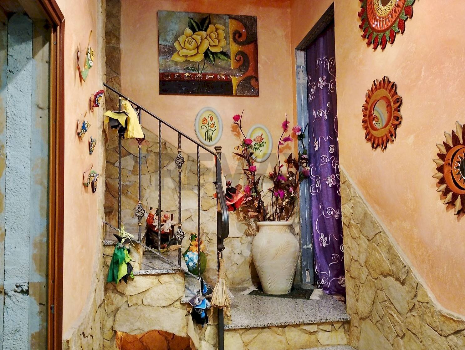 Hall / corridoio - Casa indipendente Via Senia
 
40, Scicli - foto 3