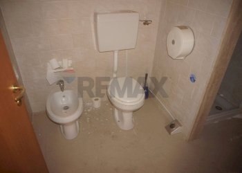 Bagno - Laboratorio via san vito
 
22-24-26, Ragusa - foto 6