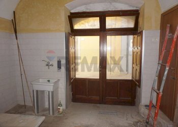 Bagno - Laboratorio via san vito
 
22-24-26, Ragusa - foto 12