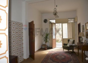 Soggiorno - Casa indipendente Via Santa Croce
 
50, Comiso - foto 4