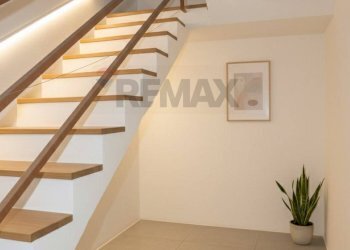 Scale - Casa indipendente Via Santa Croce
 
50, Comiso - foto 14