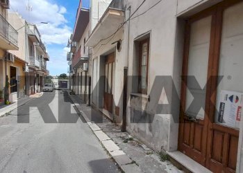 Edificio all\'aperto - Independent house Via Santa Croce
 
50, Comiso - photo 24