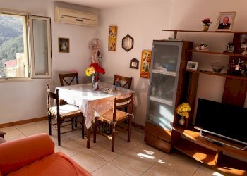 Sala da pranzo - Casa indipendente via Guastella
 
82, Chiaramonte Gulfi - foto 2