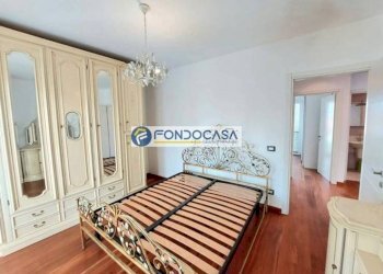 camera da letto matrimoniale - Casa semi indipendente Via del Secco, Camaiore - foto 14