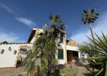 Casa all\'aperto - Villa contrada giardini
 
19, Trabia - foto 8