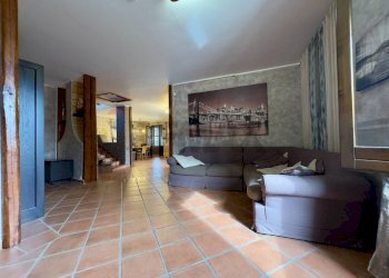 Soggiorno - Villa contrada giardini
 
19, Trabia - foto 15