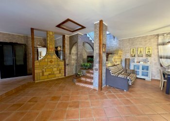 Scale - Villa contrada giardini
 
19, Trabia - foto 24