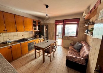 Cucina - Appartamento viale grimaldi
 
8G, Catania - foto 1