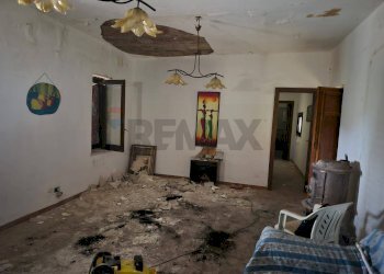 Soggiorno - Villa VIA REGIONE SICIALANA 156
 
156, Monreale - foto 8