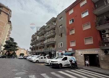 Edificio all\'aperto - Quadrilocale Napoli - foto 5