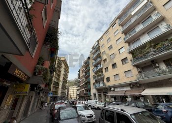Edificio all\'aperto - Quadrilocale Napoli - foto 6