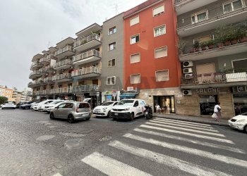 Edificio all\'aperto - Quadrilocale Napoli - foto 8