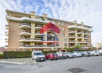 Foto 1 - Trilocale via Agostino Depretis
 
6, Pomezia - foto 1