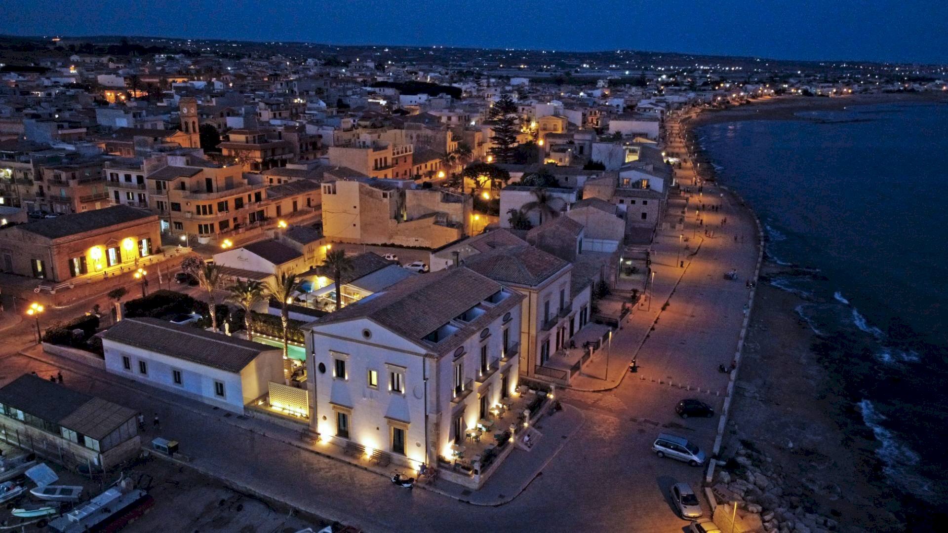 Foto 1 - Villa Via Marina
 
snc, Scicli - photo 1