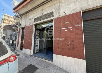 Foto 2 - Commercial Premises Via Pietra Dell'Ova
 
336, Tremestieri Etneo - photo 2