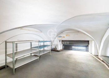 Foto 4 - Shop Corso Savoia
 
39, Acireale - photo 4