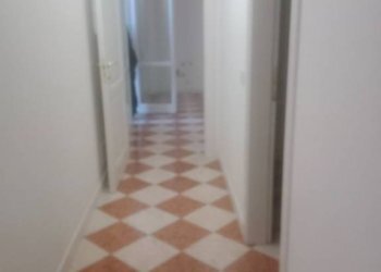 Corridoio - Appartamento via Fratelli Rosselli, Novi di Modena - foto 10