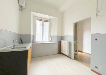 Cucina - Trilocale via San Martino, Moncalieri - foto 4