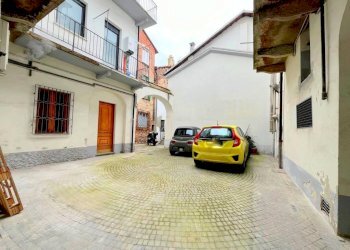 Cortile interno - Trilocale via San Martino, Moncalieri - foto 15