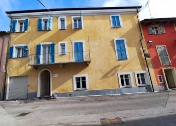 Facciata - Quadrilocale via Roma, 8, Villanova Mondovì - foto 1