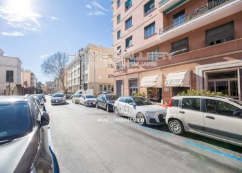 Zona - Quadrilocale via Cesare Battisti, Genova (zona Albaro) - foto 28