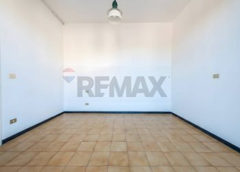 Cucina attuale rifinita - Appartamento Via A. Gramsci
 
5, Monza - foto 20