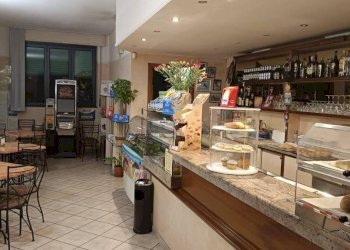 Interno non residenziale - Cafeteria - Cold Bar Pietra Ligure - photo 1