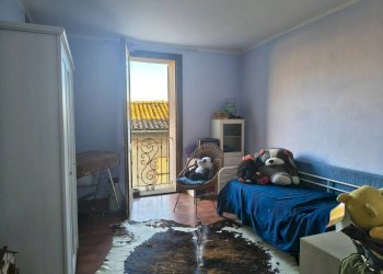 Camera da letto - Casa indipendente via Umberto I, 29, Lesegno - foto 22