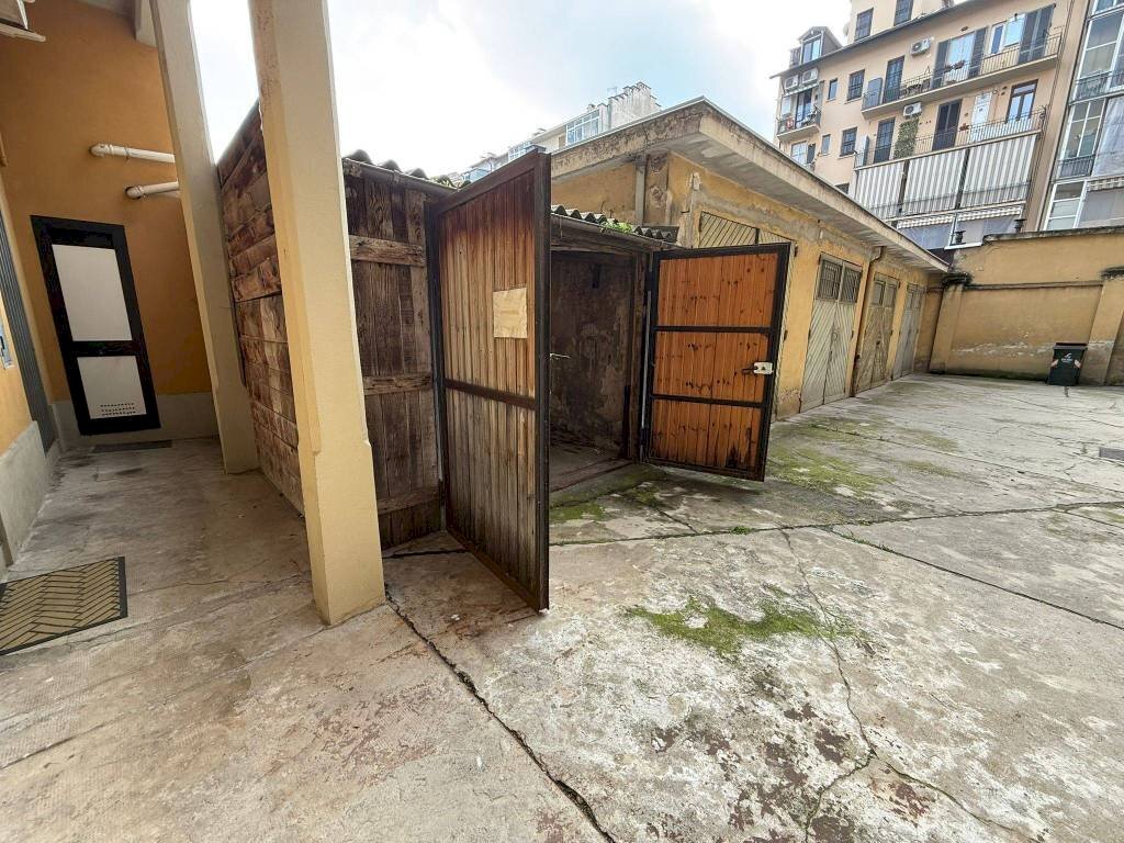 Box auto - Box Passaggio Privato Mario Leoni, 2, Torino (neighborhood Lingotto) - photo 3