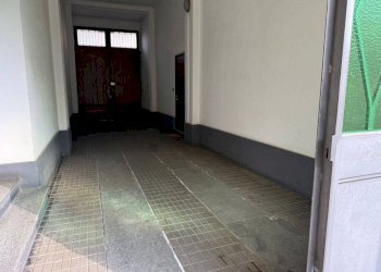 Interno palazzo - Box Passaggio Privato Mario Leoni, 2, Torino (zona Lingotto) - foto 3