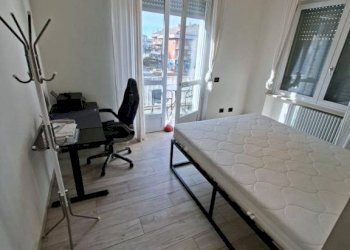 Camera da letto - Three-room apartment via 1 Alpini, Mondovì - photo 12