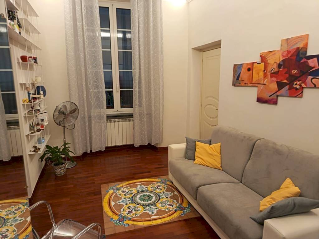 Studio - Appartamento vico del Filo, 1, Genova (zona Centro Storico) - foto 2