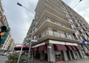 Facciata - Quadrilocale via Filadelfia, 132, Torino (zona Santa Rita) - foto 2