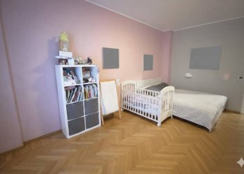 Camera da letto - Quadrilocale via Filadelfia, 132, Torino (zona Santa Rita) - foto 22